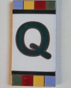 Letra Q · Quadradinho Colorido