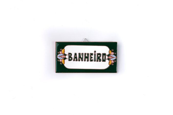 Placa Pequena · Banheiro · Europeu Verde