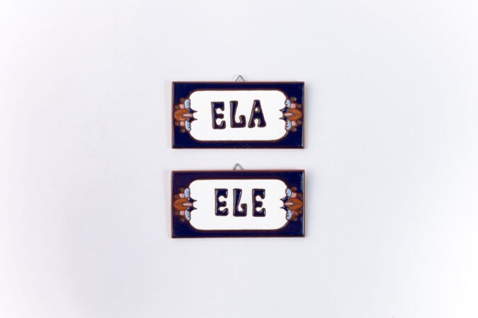 Placa Pequena · Ela · Europeu Azul